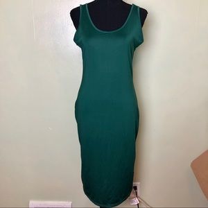 Wantdo slinky emerald green gem Tone dress